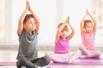10個易學兒童瑜伽動作 幫助小朋友發育成長