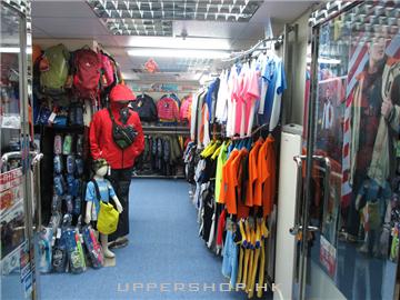 羽絨戶外用品專門店...