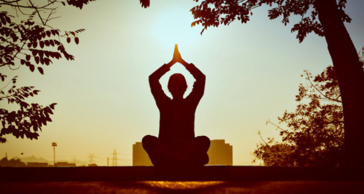 【瑜伽知識】10本瑜伽書籍推薦，全面地了解瑜伽哲理文化